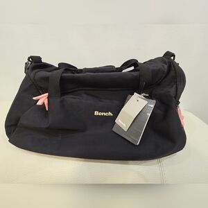 Bench Black Women's Duffle Sport Travel Active Fitness Yoga Back Blush 39L